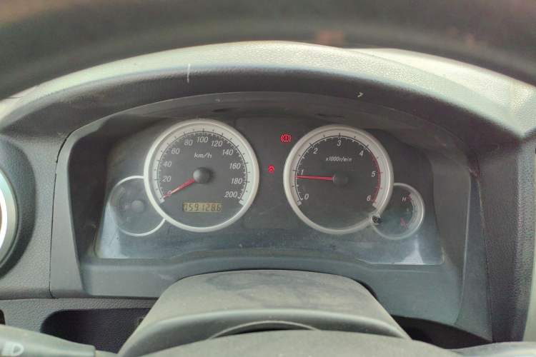 Used Foday Lion F16 2017 2.8T Diesel Two-Wheel-Drive Advanced Version China V Emission Standard Long Body 4B28V16 Instrument Cluster