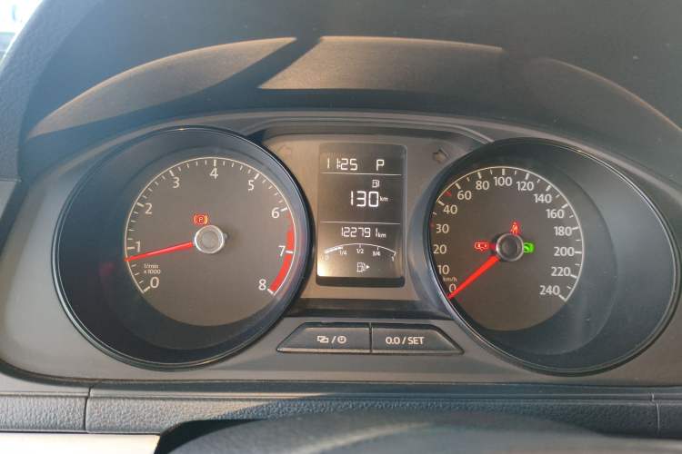 Used Volkswagen Lavida 2017 1.6L Automatic Fashion Edition
