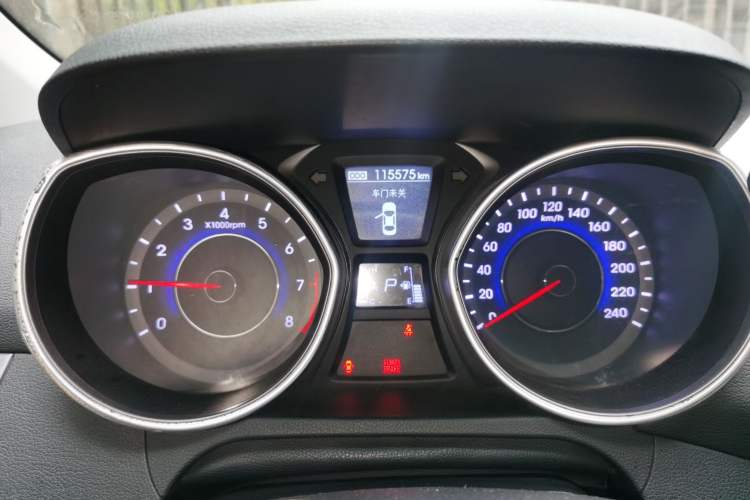 Used Hyundai Elantra (5th Generation / Langdong) 2013 1.6L Automatic Leading Model Instrument Cluster