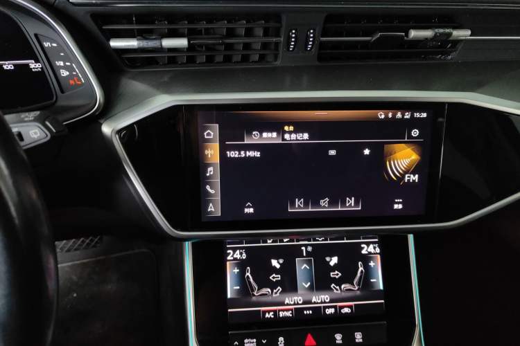 Used Audi A6 2021 Avant Futurist 40 TFSI Luxury Dynamic Model Audio And AC Panel