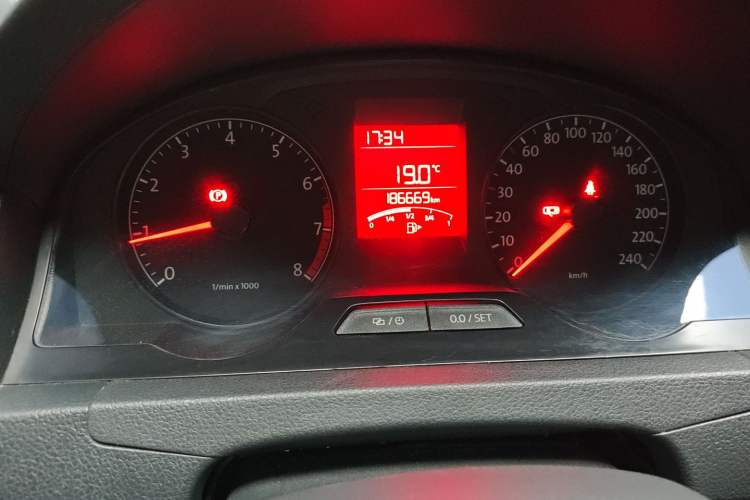 Used Volkswagen Santana 2013 1.4L Manual Fashion Edition