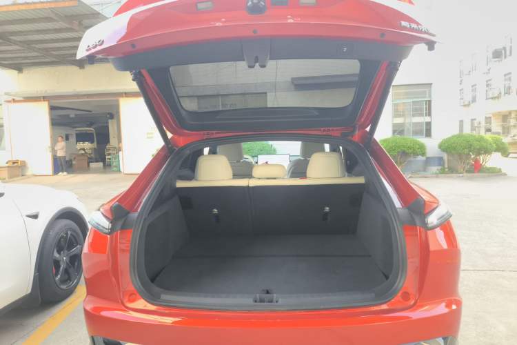 Used ONVO L60 2024 60 kWh Rear-Drive Version