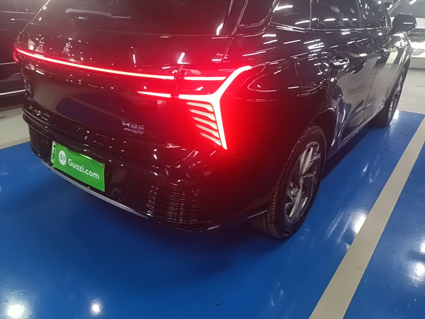 Hongqi HS3 PHEV 2024 PHEV 115km Jingwei Edition — снимка 9