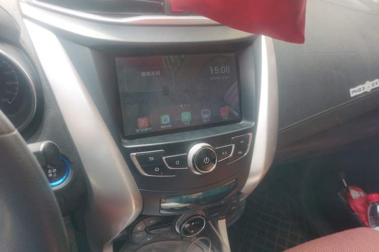 Used BYD Yuan New Energy 2018 EV360 Smart Connect Cool Edition Audio And AC Panel