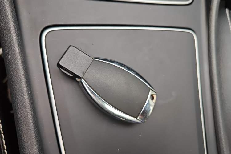 Used Mercedes-Benz A-Class 2016 A 200 Fashion Model
