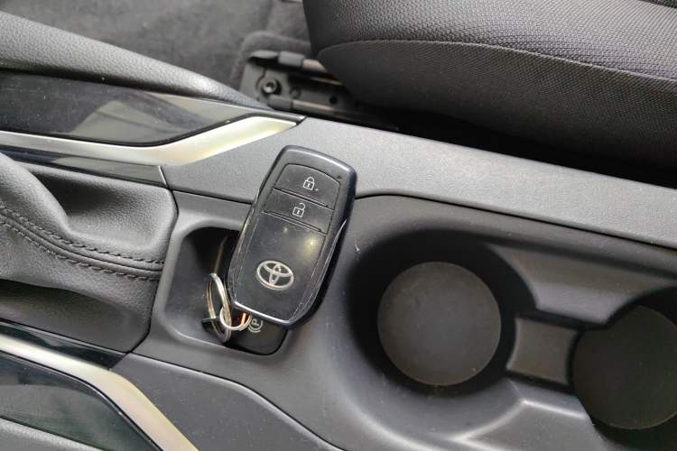 Used Toyota Corolla Cross 2022 2.0L Elite Edition Vehicle Key