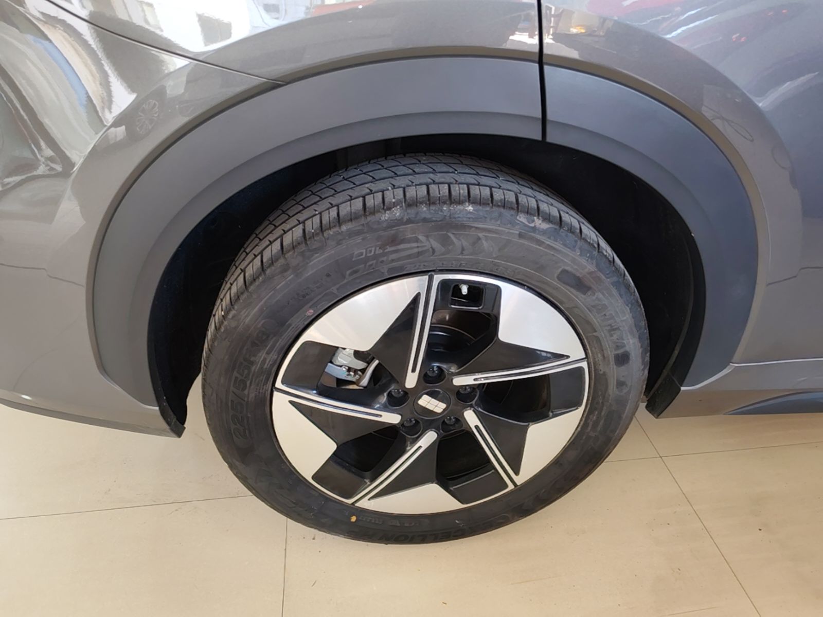 Geely Galaxy E5 2026 Model 610km Exploration+ Edition — снимка 11