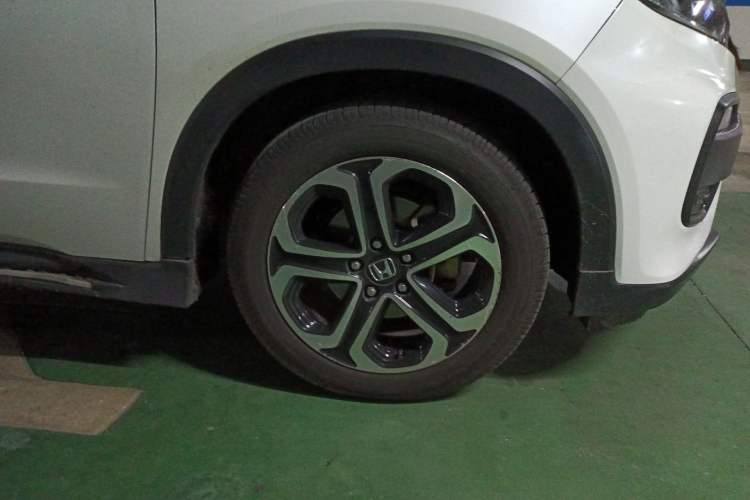 Used Honda XR-V 2015 1.8L VTi CVT Luxury Edition Right Front Wheel Hub