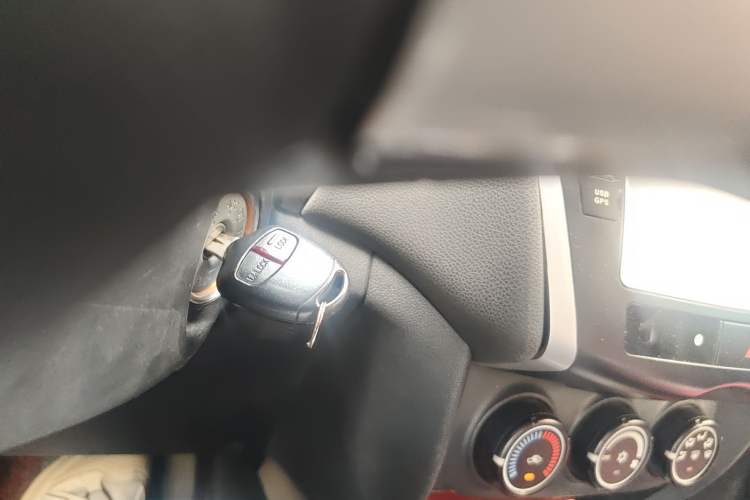 Used Mitsubishi ASX 2013 1.6L Manual Two-Wheel Drive Standard Edition