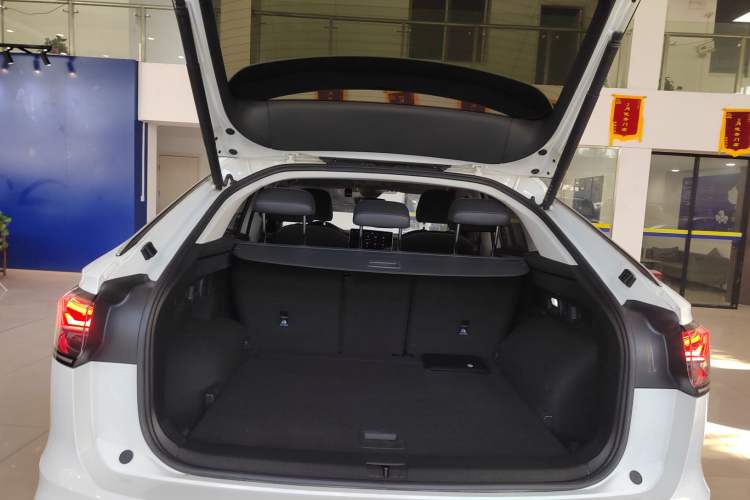 Used Volkswagen Tayron X 2023 330TSI Two-Wheel-Drive Prestige High-Energy Version