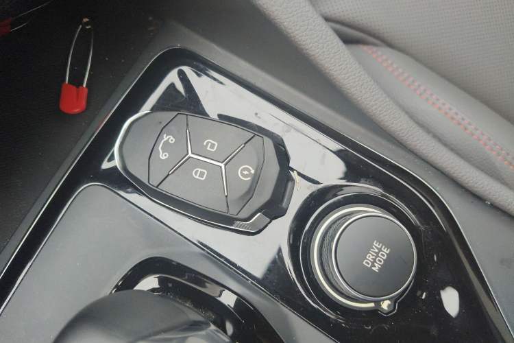 Used Lynk & Co 02 2021 2.0TD Automatic Two-Wheel Drive Zhaoshang Champion Edition Vehicle Key