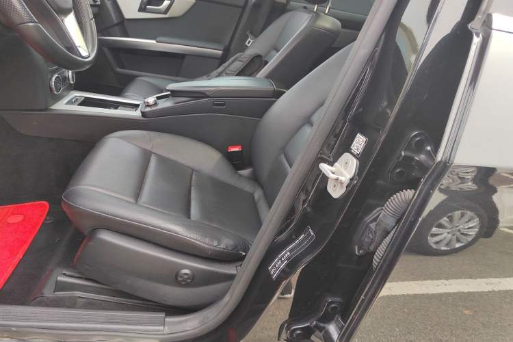 Used Mercedes-Benz GLK-Class 2013 GLK 300 4MATIC Dynamic Sunroof Model Left Front Seat