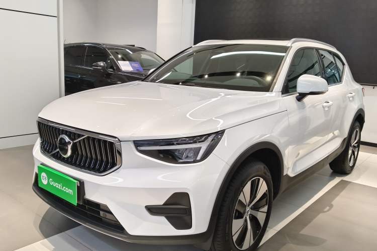 Used Volvo XC40 2025 B3 Smart & Luxurious Edition