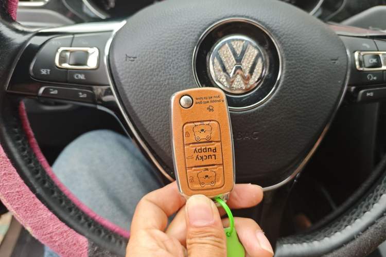 Used Volkswagen Sagitar 2017 1.6L Automatic Comfort Model Vehicle Key