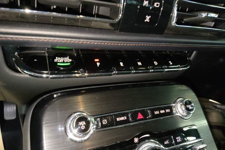 Used Lincoln Nautilus 2021 2.0T Four-Wheel Drive Luxury Edition
