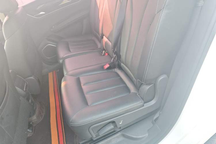 Used BYD Song MAX 2017 1.5T Automatic Smart Connect Elite 7-Seater