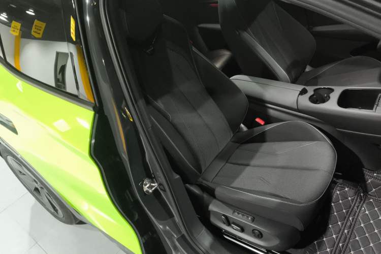 Used Volkswagen ID.UNYX 2025 Pure Model