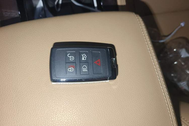 Used Jaguar XFL 2022 XFL 2.0T P250 Two-Wheel-Drive Prestige Luxury Edition