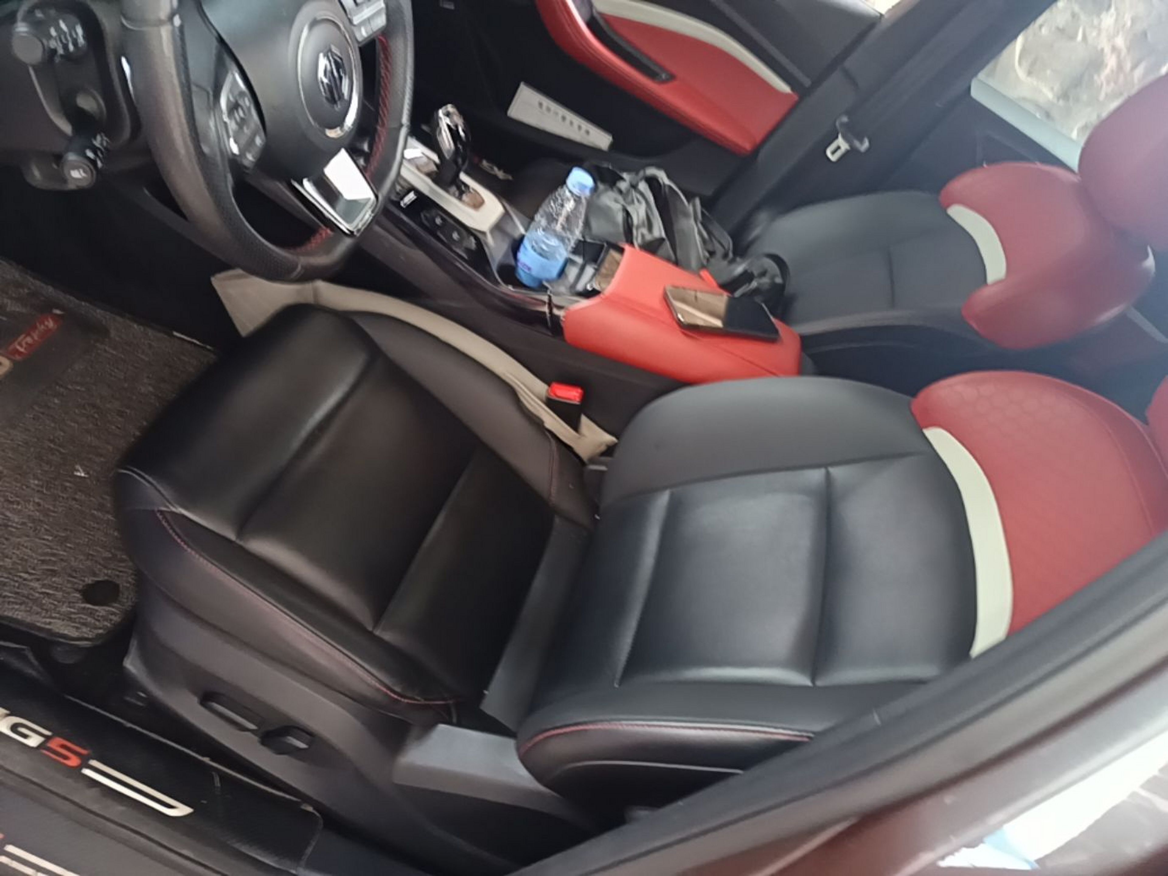 Interior delantero