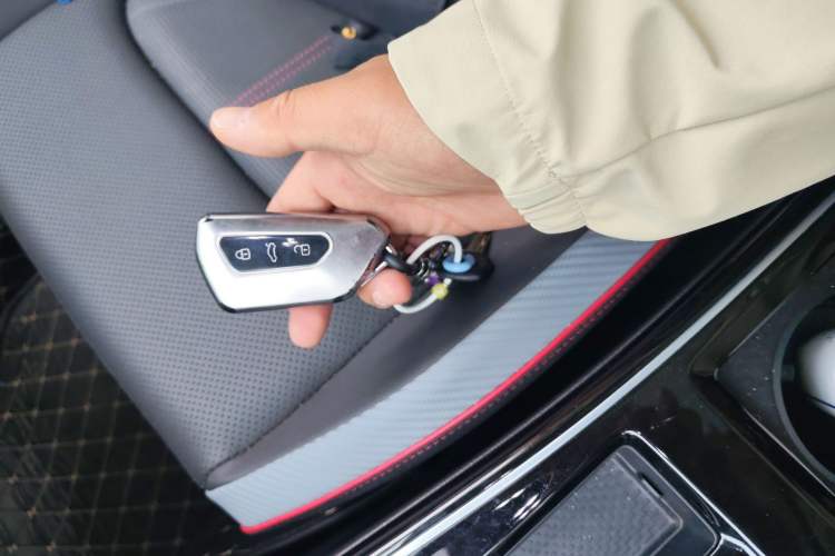 Used Volkswagen Lamando 2023 Lavida L 280TSI DSG Cool & Spicy Edition
