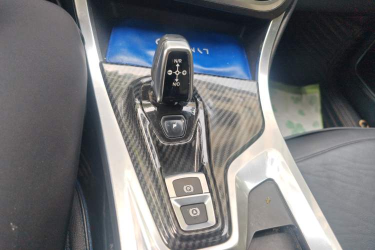 Used Lynk & Co 01 2017 2.0T Two-Wheel Drive Zhaopu Version
