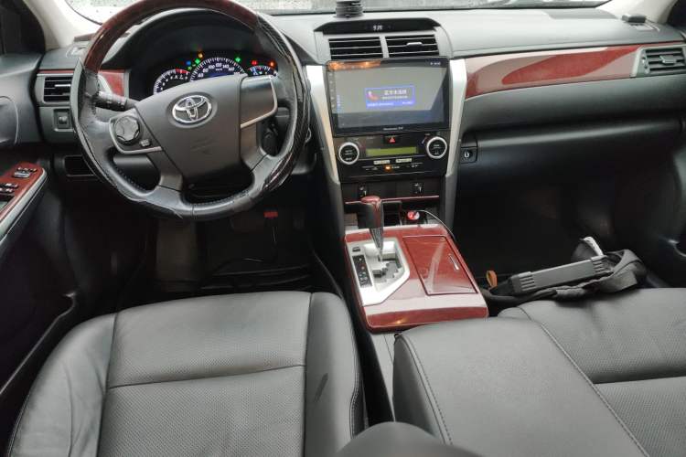 Used Toyota Camry 2013 2.0G Comfort Edition
