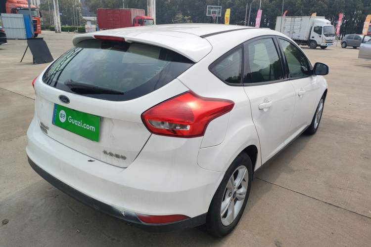 Used Ford Focus 2018 Hatchback Classic 1.6L Manual Comfort Plus SmartDrive Edition
