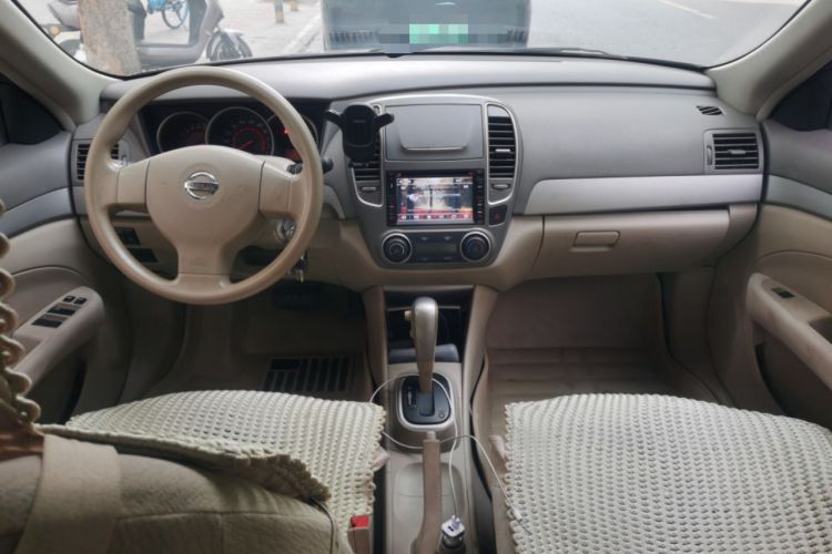 Used Nissan Sylphy 2012 1.6XE CVT Comfort Edition Center Console