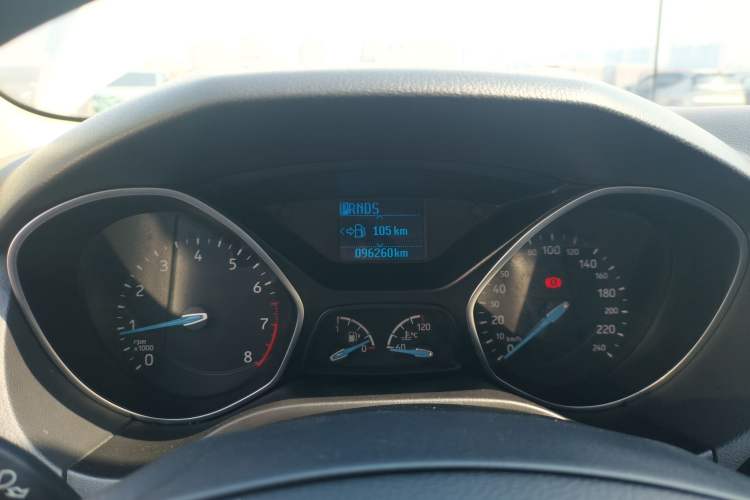 Used Ford Focus 2017 Sedan 1.6L Automatic Fashion Edition Smart Drive Version
