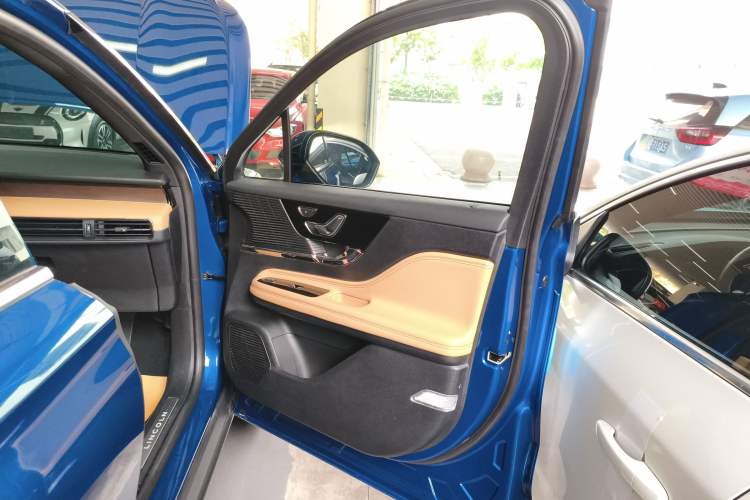 Used Lincoln Corsair 2020 2.0T Two-Wheel Drive Luxury Edition