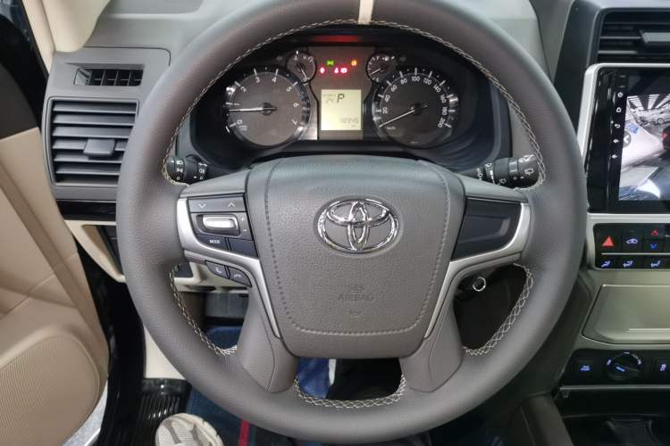 Used Toyota Prado 2019 2.7L TX-L Dual Fuel External Tank – Middle East