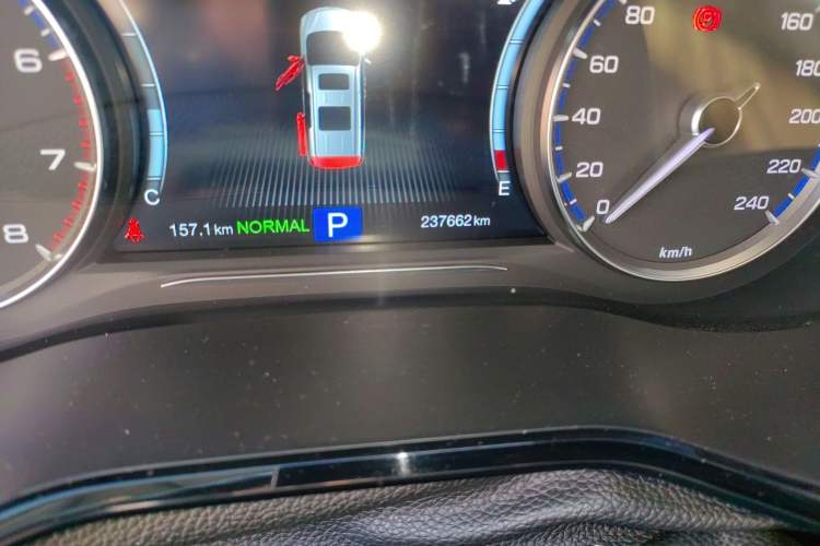 Used GAC Trumpchi M8 2018 320T Luxury Edition Odometer Close Up