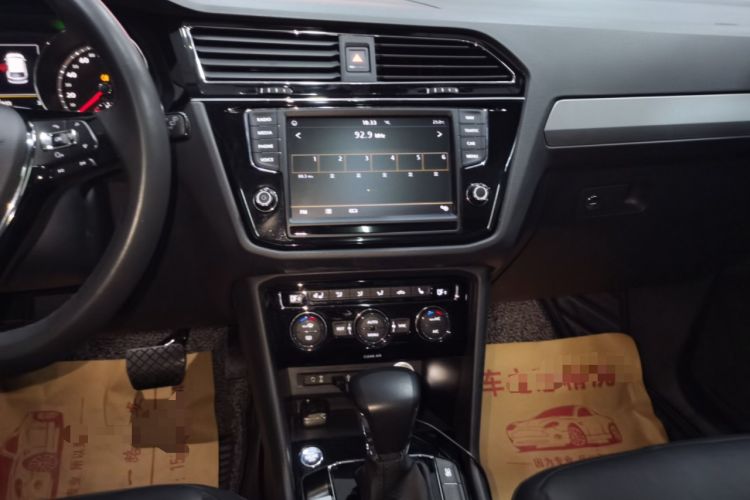 Used Volkswagen Tiguan L 2017 330TSI Automatic Two-Wheel Drive Luxury Edition
