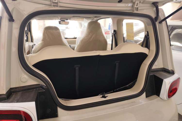 Used Wuling Hongguang MINIEV 2024 3rd Generation 215km Youth Edition