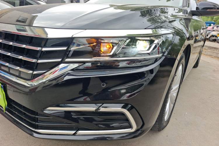 Used Volkswagen Passat 2021 330TSI Elite Edition Left Front Headlight