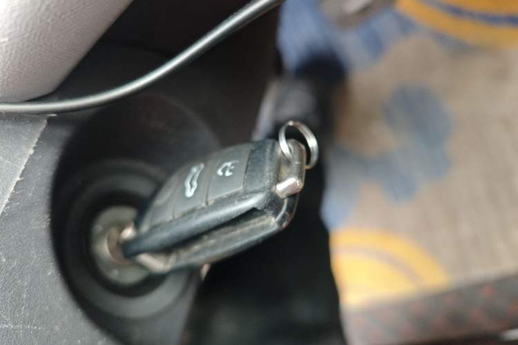 Used Chery QQ Ice Cream 2022 120km Conical Shape Lithium Iron Phosphate