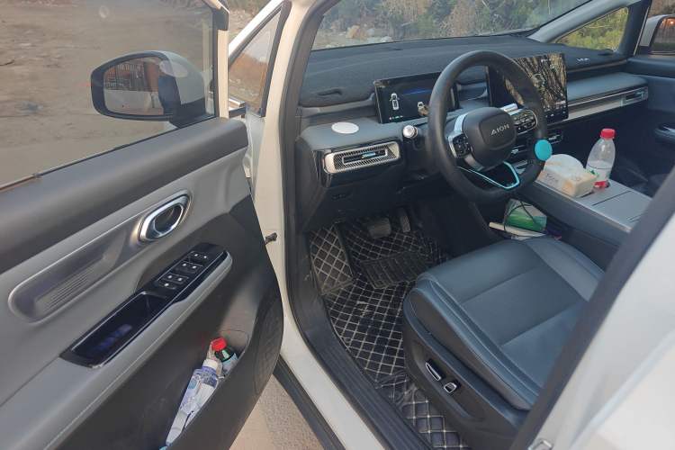 Used AION Y 2023 Plus 510 Smart Edition
