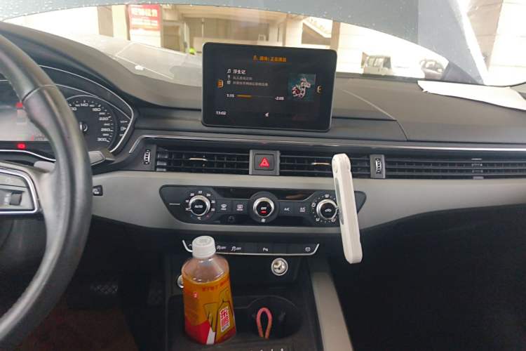 Used Audi A4L 2018 30th Anniversary Edition 40 TFSI Trendy Model
