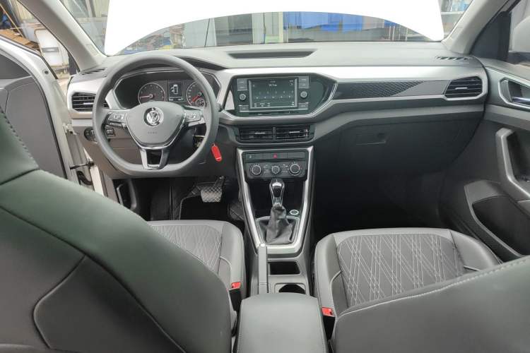 Used Volkswagen T-Cross 2019 1.5L Automatic Comfort Edition Center Console