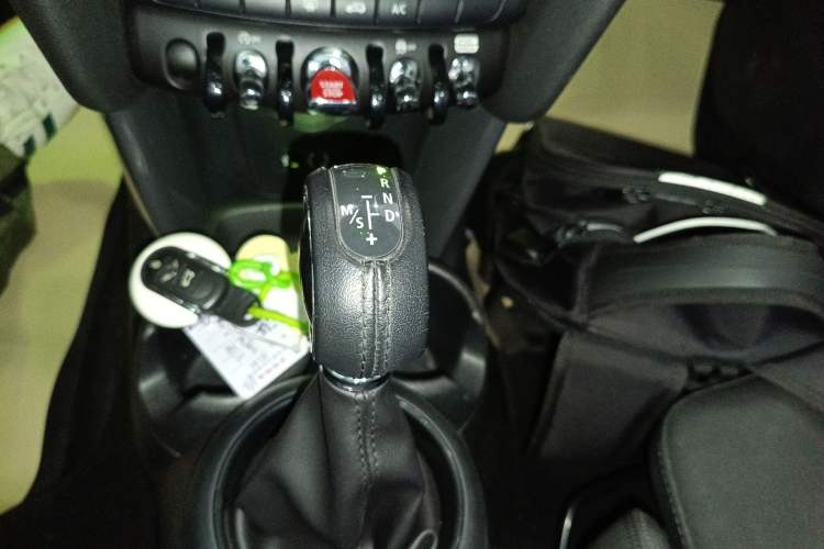 Used MINI MINI 2016 1.5T COOPER
