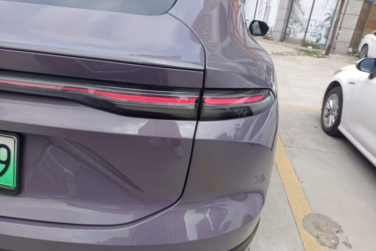 Used Nio EC6 2024 75 kWh Exterior 3