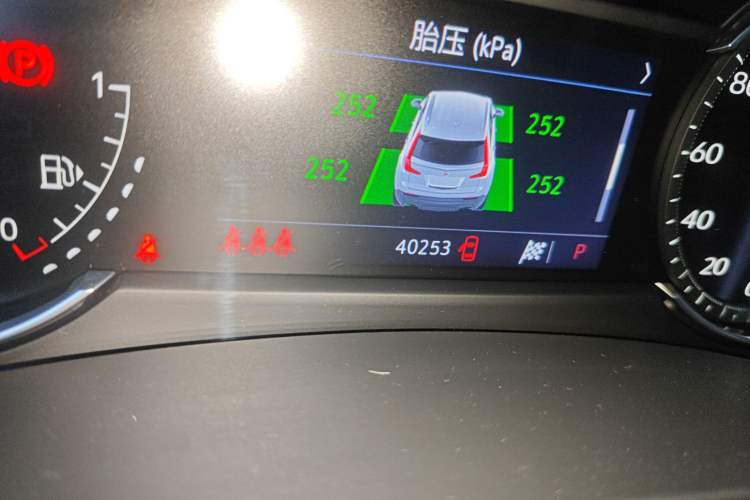 Used Cadillac XT4 2021 28T Two-Wheel Drive Leading Version
