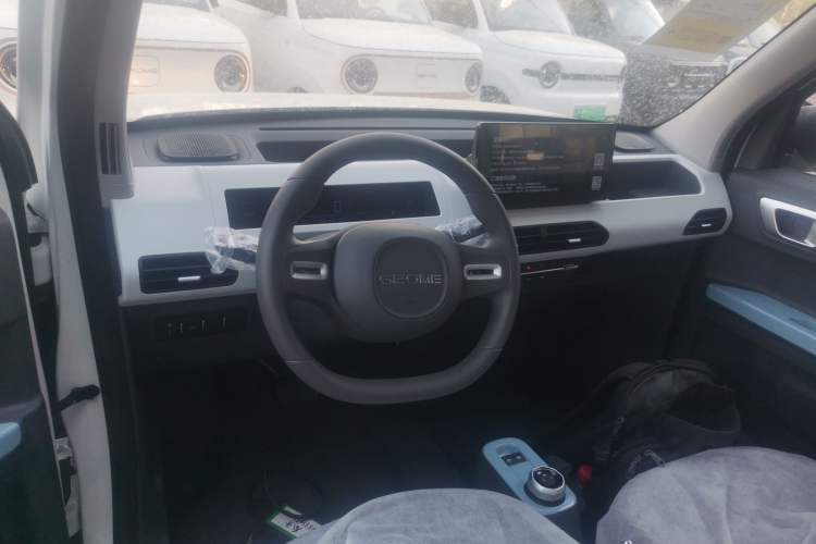 Used Geely Galaxy Panda 2024 Panda Mini 200km Endurance Bear