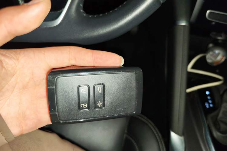 Used Renault Koleos 2017 2.0L Two-Wheel Drive Luxury Edition