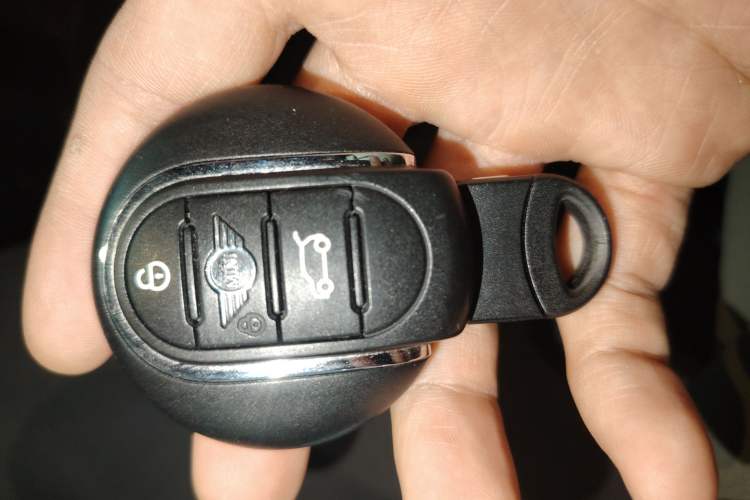 Used MINI 2022 Updated 1.5T COOPER Classic Edition Vehicle Key
