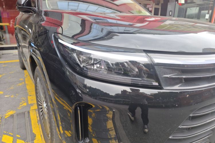 Used Hima AITO M7 2022 1.5T Four-Wheel Drive Luxury Edition Right Front Headlight