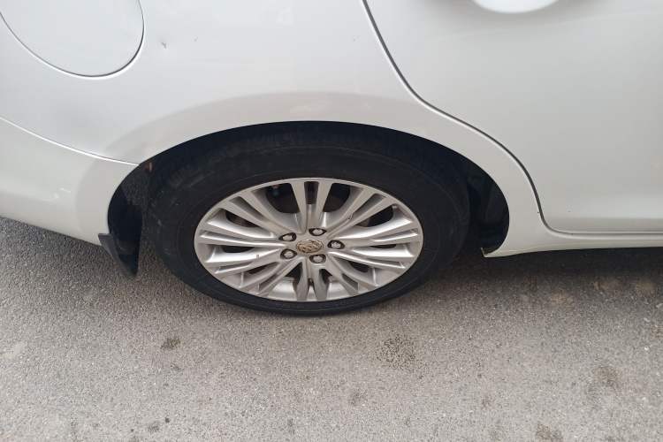 Used Buick GT 2017 15N Automatic Elite Version Right Rear Wheel Hub