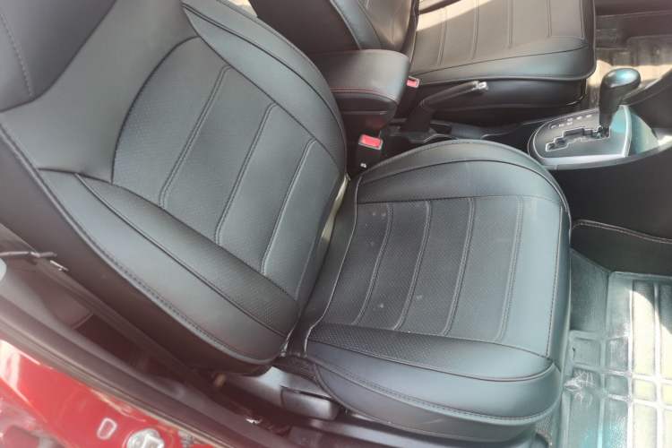 Used Hyundai Verna Ray 2014 1.4L Automatic GLX
