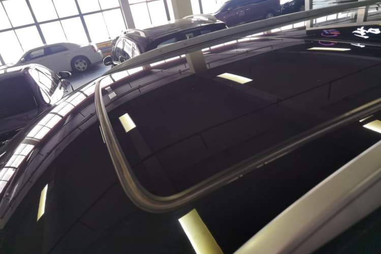 Used Cadillac XT5 2022 2.0T Two-Wheel Drive Luxury Version
