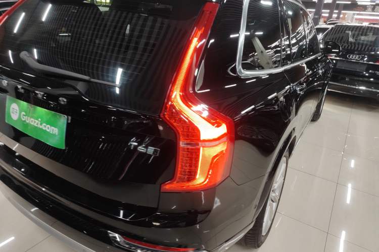 Used Volvo XC90 2018 T6 Zhiya Edition 7-seater Right Rear Taillight